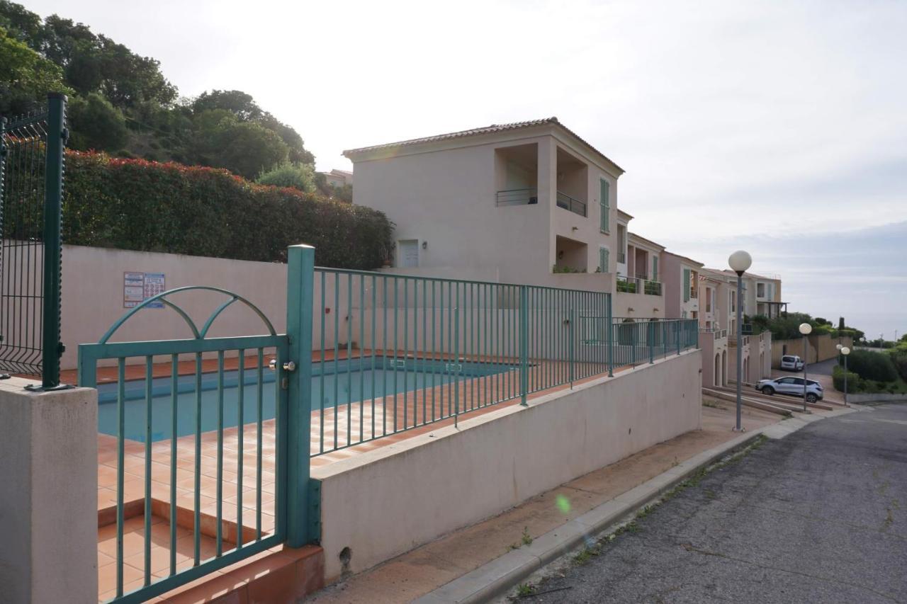 Joli T3 familial proche de la mer Saint-Florent  Eksteriør bilde